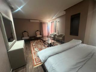 Mariano 3 Bhk Executive Apartment-Adjacent to Mariano resturant - 4