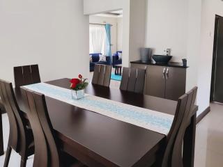 Tastefully-furnished luxurious apartments - 1