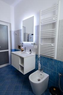 Aila's Guest House - 7