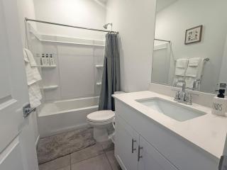 Modern 3BR Casa Grande Retreat Pool Access I-10 - 6