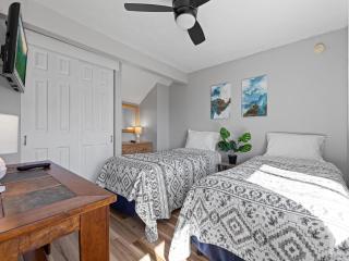 Smoky Sunrise Getaway - Deer Ridge Mountain Resort C305 - 6