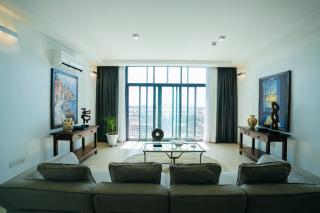 Penthouse With a Private Pool - 0