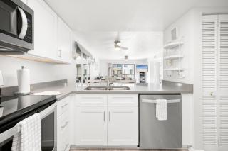 Ocean Village Club J24 - 3