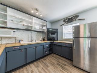 Midtown Lodge - 1