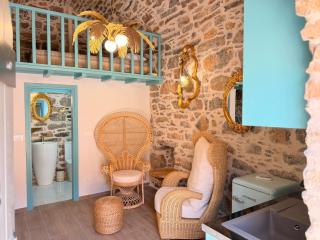 The Castle Junior Suite - 9