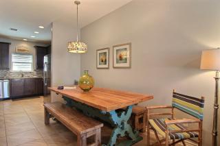 Family Tides Beach House - 6