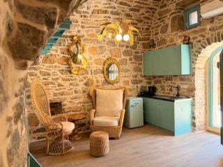 The Castle Junior Suite - 8