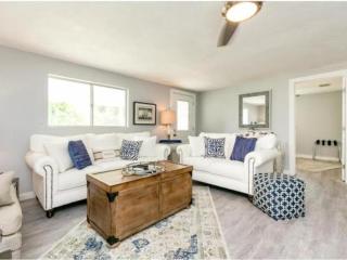 Cape Cod Cottage - 7