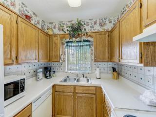 Family Fun Whispering Pines 324 - Pigeon Forge - 1