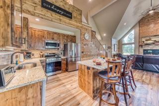The Lone Star Lodge - 2