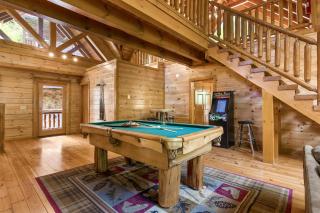 Mountain Cinema Lodge - 1