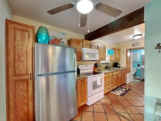 Caprice Cottage - Sun Harbor Cottage #1 - 5