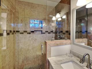 Caprice Cottage - Sun Harbor Cottage #1 - 1