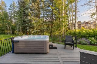 Park City Escape Walk to Hiking & Canyons Golf - 0