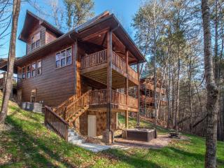 Twisted Pines - Sevierville - 6
