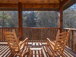 Twisted Pines - Sevierville - 3