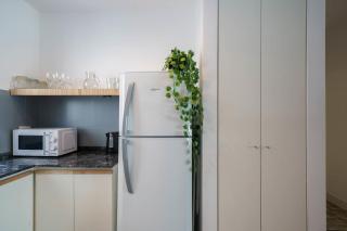 MOT ChicHaus 8 Lux Units 30 pax Daily Housekeeping! - 6