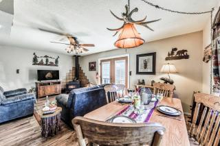 Mama Bears Den - 5