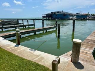 Bay Breeze Bungalow - 9