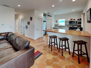 Marlin Manor - 5