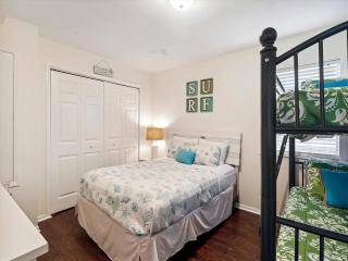 Bermuda Bungalow - 1
