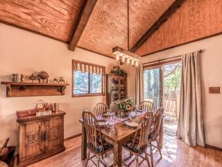 Mockingbird Cabin - 2