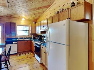 Peek-a-Boo Cabin - 5
