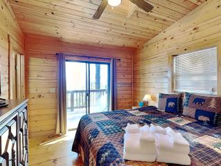 Peek-a-Boo Cabin - 1