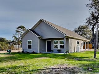 Holiday Hideaway - Rockport - 9