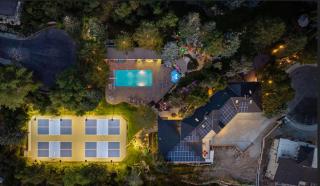 Exclusive Luxury Resort- Heated Pool & Pickleball - 2
