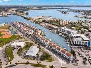 Madeira Beach Yacht Club 261f - 6