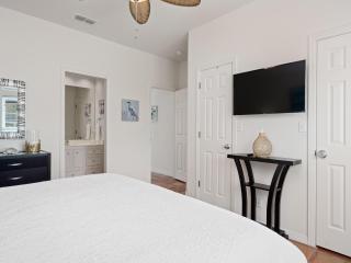 Flamingo House - 2
