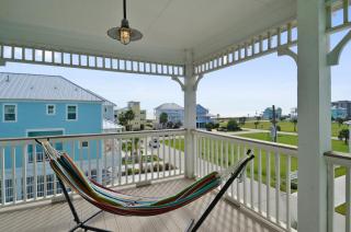 Beachside Haven - 8