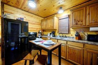 Beaver's Little Lodge I Couples Cabin I Romantic - 2