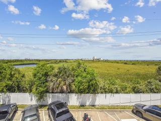 Palms At Cove View 806 - Bougie Beach Bungalow - 1