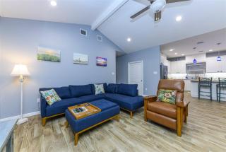 Blue -Crab- Cove - 4