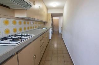 A pasos de Playa El Emir, 4 dormitorios, 4 baños, garage, iluminado, amplio y céntrico - 7