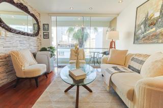 3BR Miraflores King Bed Free Parking Wifi - 0