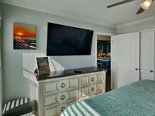 Seascape 1110-Parrot Paradise - 1