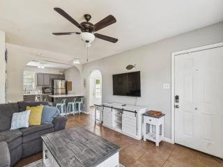 Bonita Beach House - 7