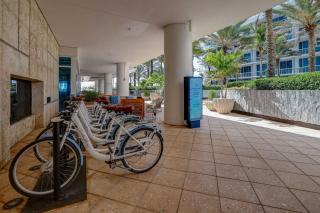 Sea Escape- Private Sun Deck Beachfront and Views - 7