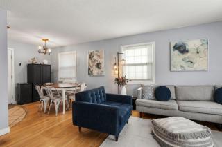 Nicollet Nook 2BR Ground-Floor Retreat - 6