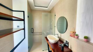 Lai's Complex - 6
