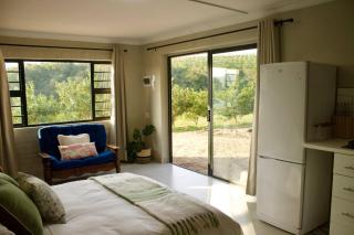 Macadamia nut farm stay - 2