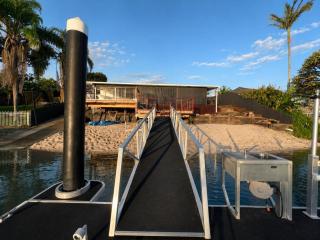 Reflections Broadbeach- Heated Pool! Complete Waterfront Entertainer with Huge Deck, Pool Table and Pontoon - 3