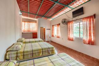 Hotel Naxhiely - 1