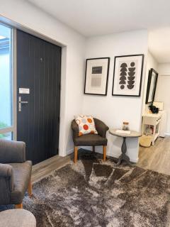 Central Otago Getaway | Modern 2-Bed - Cromwell - 3