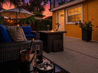FirePit + Grill • Workspace • Near Stadium/Airport - 5