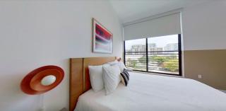 Modern Wynwood Retreat with Rooftop Pool and Skyline Views - 6