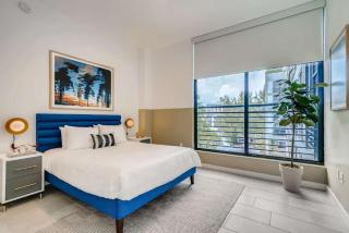 Modern Wynwood Retreat with Rooftop Pool and Skyline Views - 5